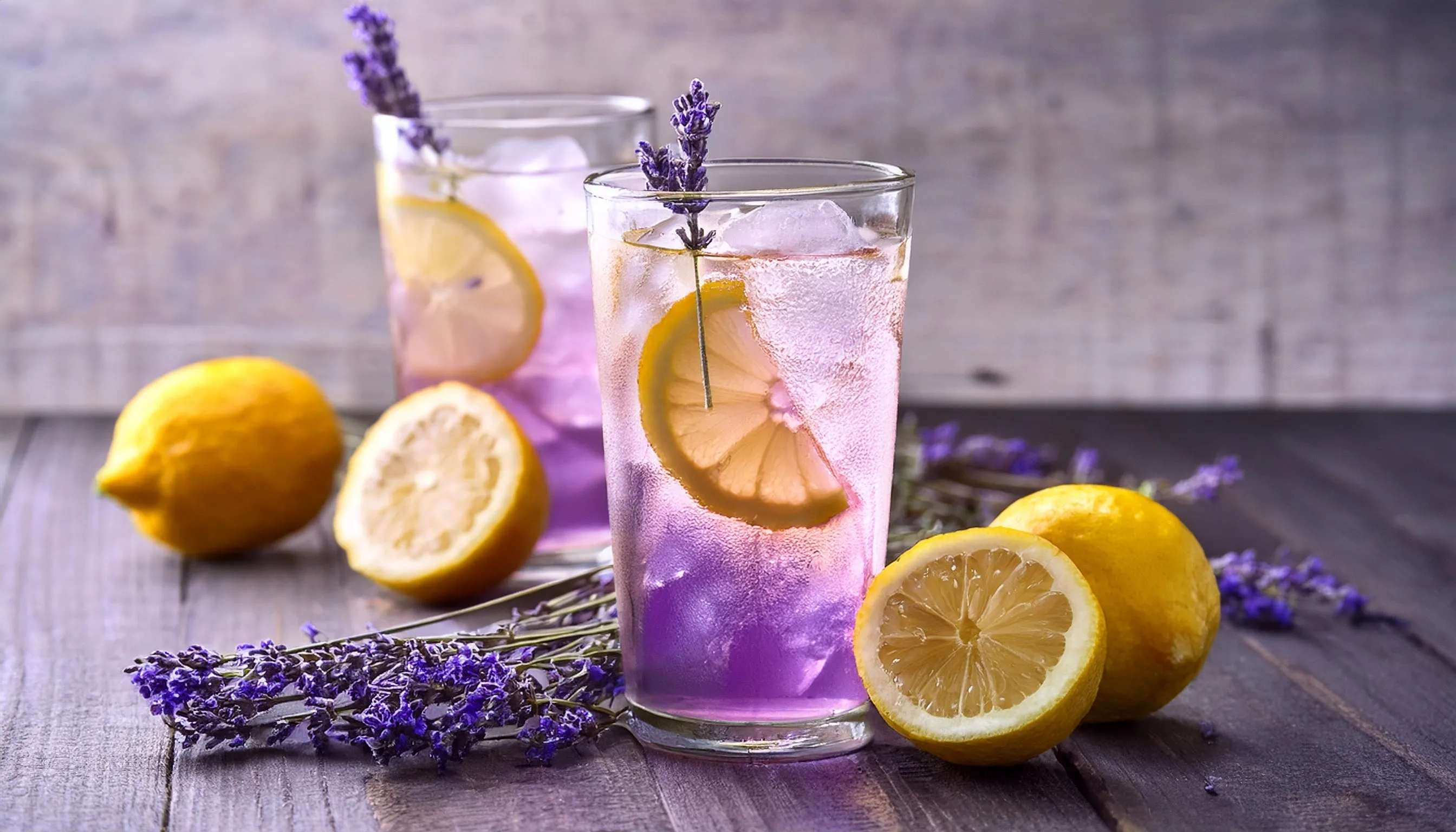 Lavender Lemonade Spritz, made with Zyra Zyra Gold